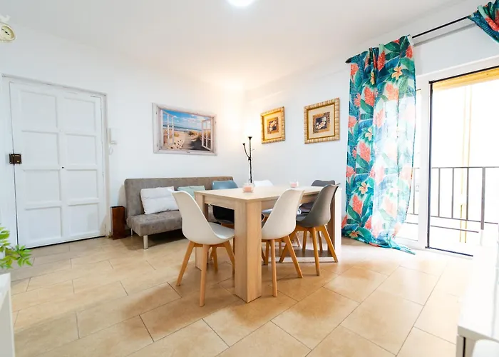 Dean Lopez Luxury Apartament