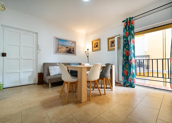 Dean Lopez Luxury Apartament